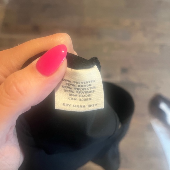 Black romper from Urban Outfitters, size 10 - Picture 4 of 4